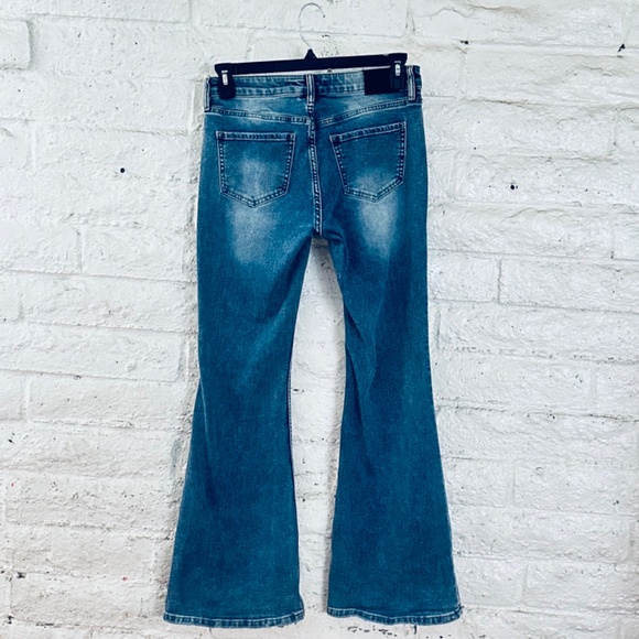 Austin Landing Light Wash Mid Rise Straight Leg Jeans, Size 7/28, Rare - Picture 4 of 9